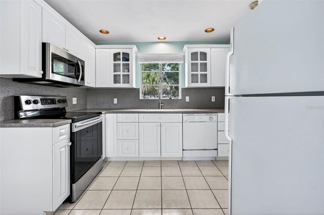 1550 MORAVIA AVENUE, Daytona Beach, FL 32117