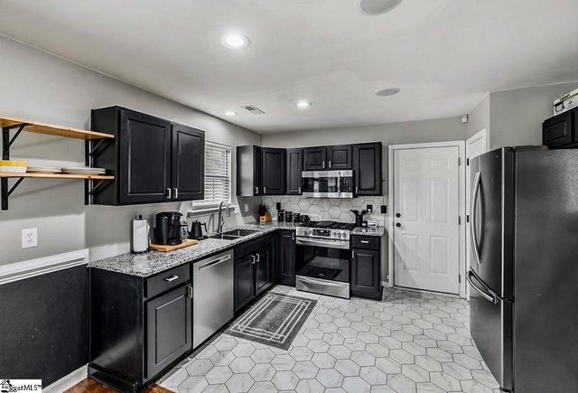 482 Pleasant Green Drive, Inman, SC 29349