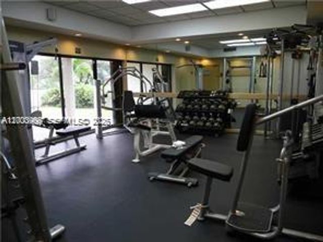 4824 SW 152nd Ct 32G, Miami, FL 33185