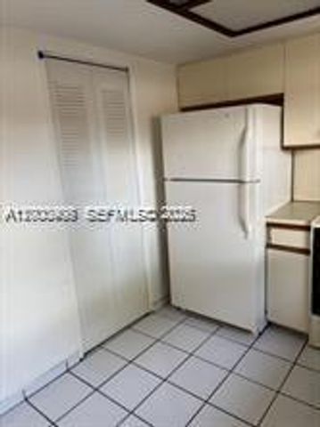 4824 SW 152nd Ct 32G, Miami, FL 33185