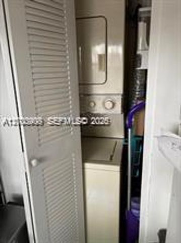 4824 SW 152nd Ct 32G, Miami, FL 33185