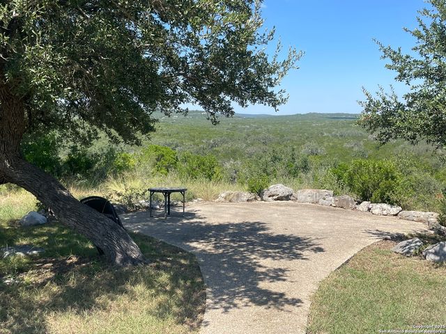 251 County Road 246, Hondo, TX 78861