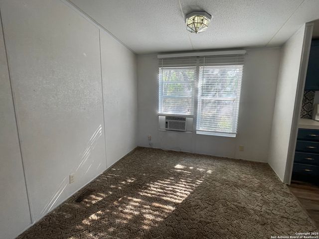 251 County Road 246, Hondo, TX 78861