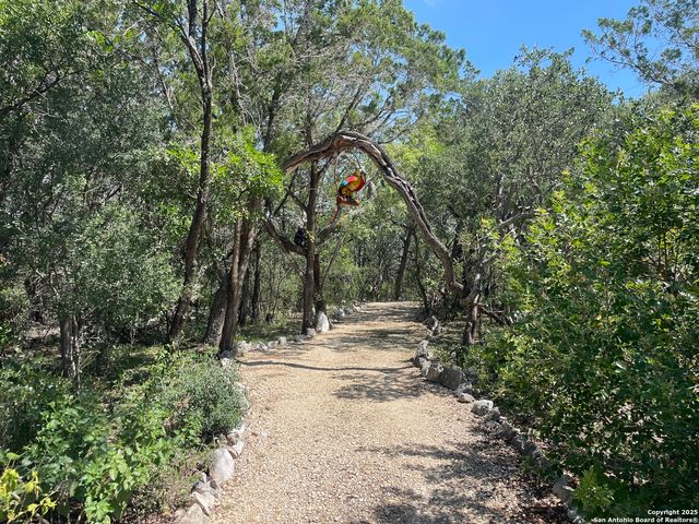 251 County Road 246, Hondo, TX 78861