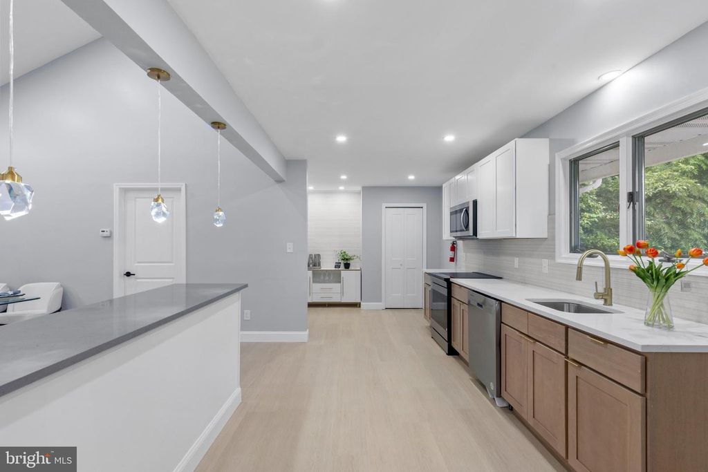 64 FERN RD, Bridgeton, NJ 08302