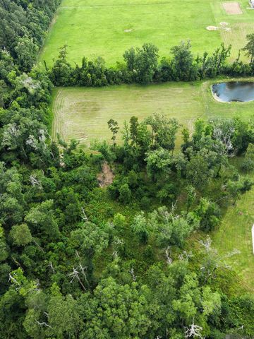 19397 La Hwy 42, Livingston, LA 70754