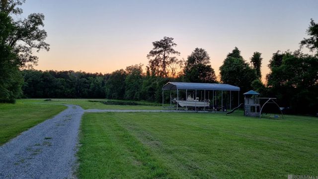 19397 La Hwy 42, Livingston, LA 70754