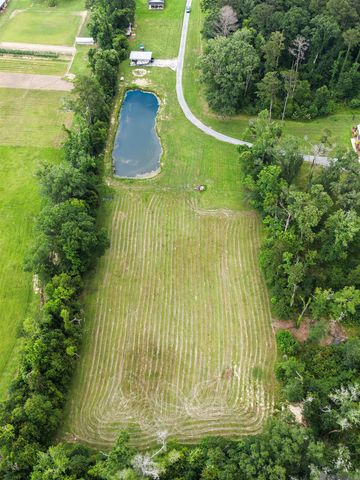 19397 La Hwy 42, Livingston, LA 70754