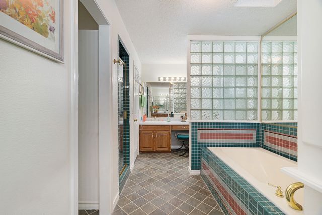 940 Brandyn Place, Paris, TX 75462