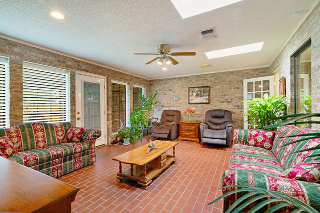 940 Brandyn Place, Paris, TX 75462