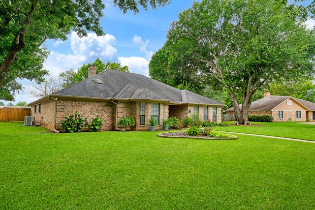 940 Brandyn Place, Paris, TX 75462