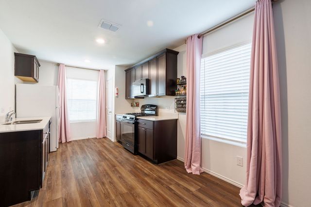 2233 Great Belt Boulevard, Crandall, TX 75114
