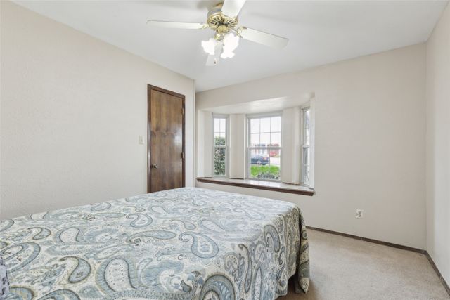 1878 Trail Ridge Drive, Lewisville, TX 75077