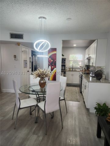 8891 Sunrise Lakes Blvd 302, Sunrise, FL 33322