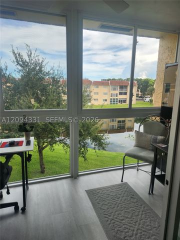 8891 Sunrise Lakes Blvd 302, Sunrise, FL 33322