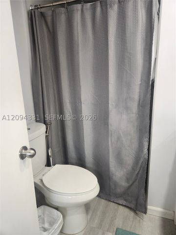 8891 Sunrise Lakes Blvd 302, Sunrise, FL 33322
