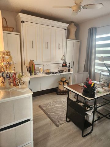 8891 Sunrise Lakes Blvd 302, Sunrise, FL 33322