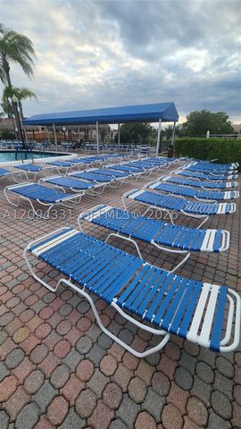 8891 Sunrise Lakes Blvd 302, Sunrise, FL 33322