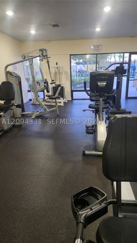 8891 Sunrise Lakes Blvd 302, Sunrise, FL 33322