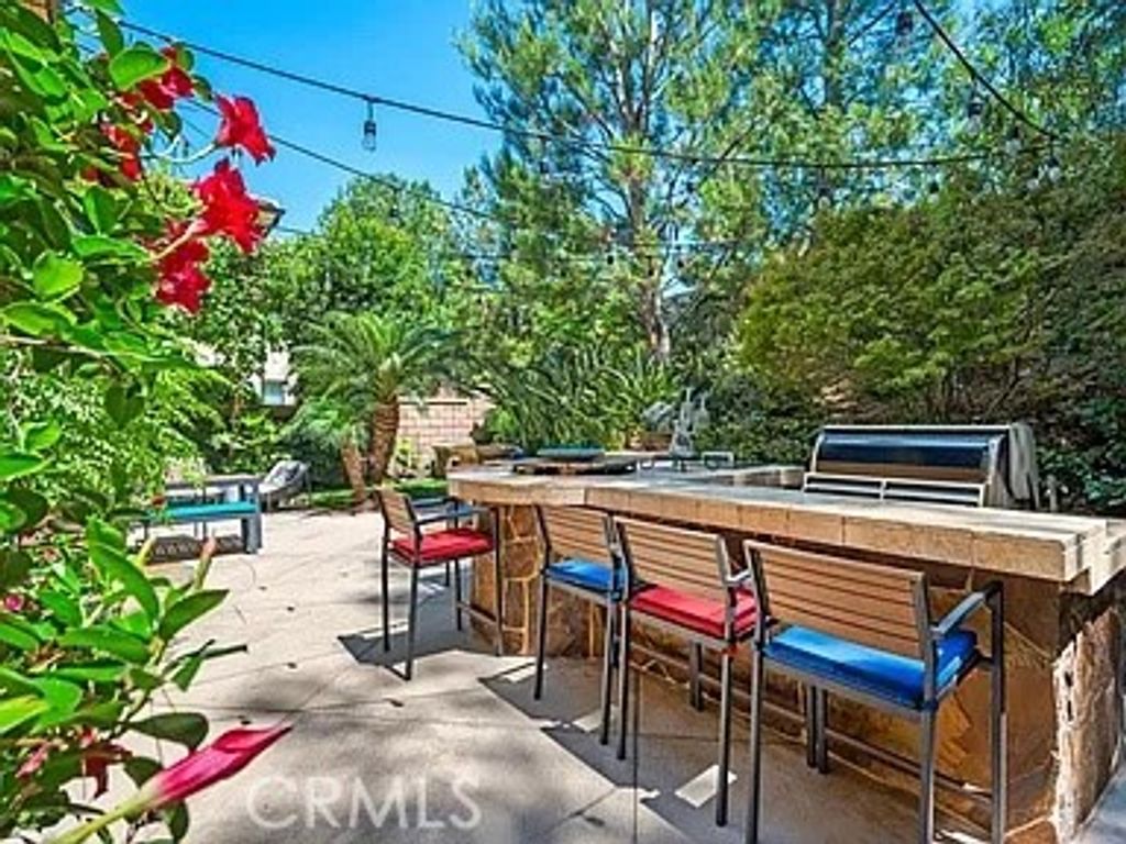 Image 26 of property listing at 46 Pawprint, Irvine, CA 92618