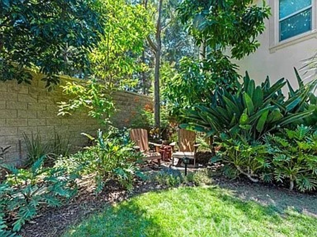 Image 32 of property listing at 46 Pawprint, Irvine, CA 92618