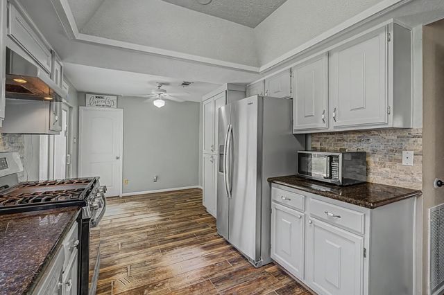 3235 Village Park Drive, Houston, TX 77339