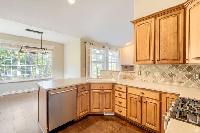 2066 E TIVOLI CT, Draper, UT 84020
