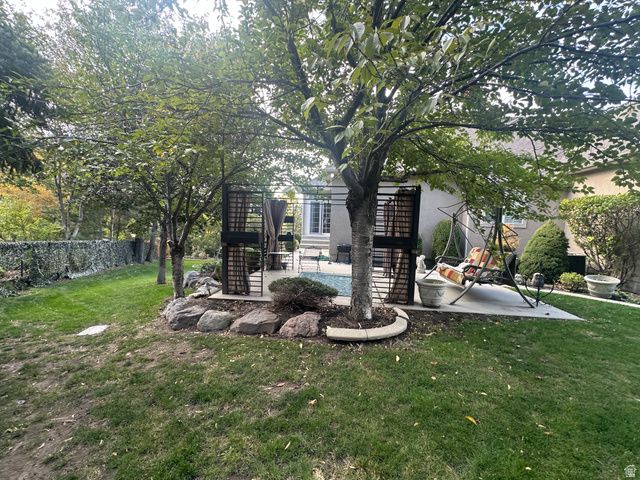 2066 E TIVOLI CT, Draper, UT 84020