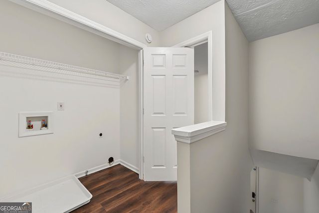 2041 Charter Manor, Lithonia, GA 30058