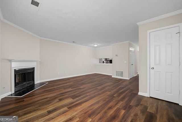 2041 Charter Manor, Lithonia, GA 30058