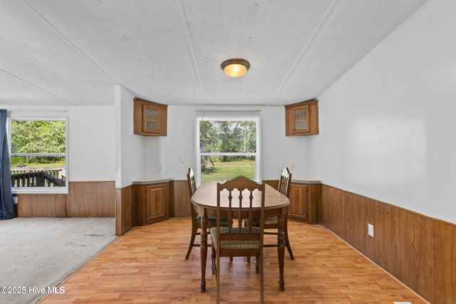 677 Berrys Creek Road, Beaufort, NC 28516