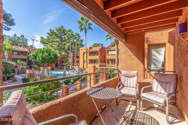 4704 E PARADISE VILLAGE Parkway 226, Phoenix, AZ 85032