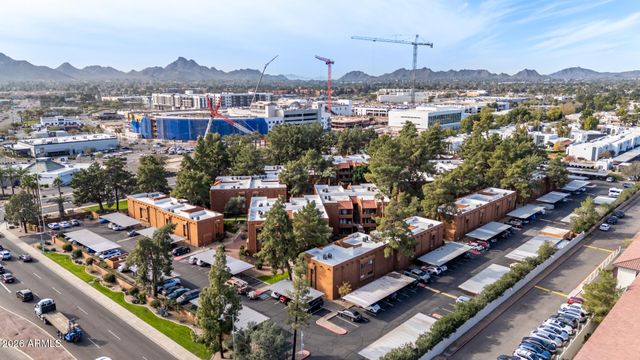 4704 E PARADISE VILLAGE Parkway 226, Phoenix, AZ 85032