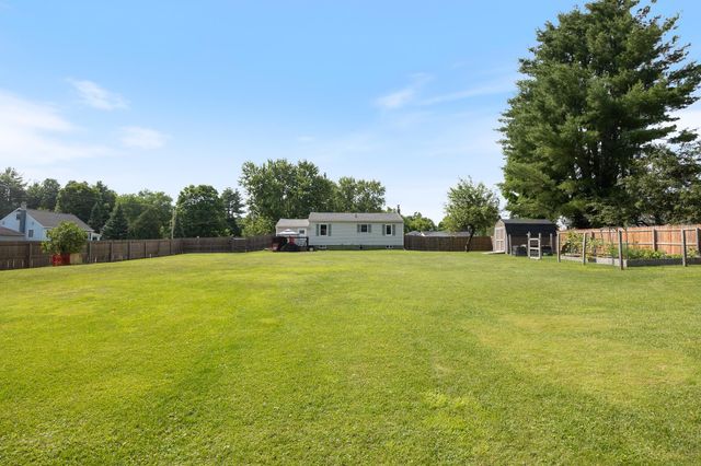 115 Sunny View Drive, Jericho, VT 05465