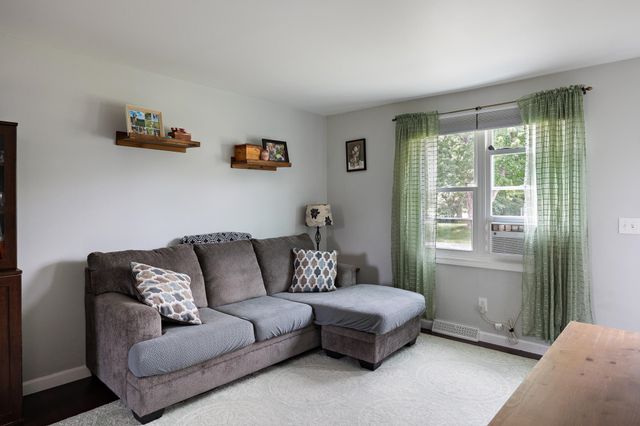 115 Sunny View Drive, Jericho, VT 05465