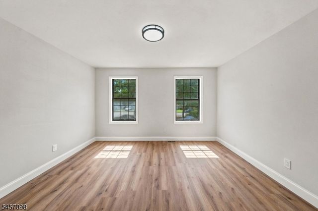 7 Mystic Cv, Howell Twp., NJ 07728