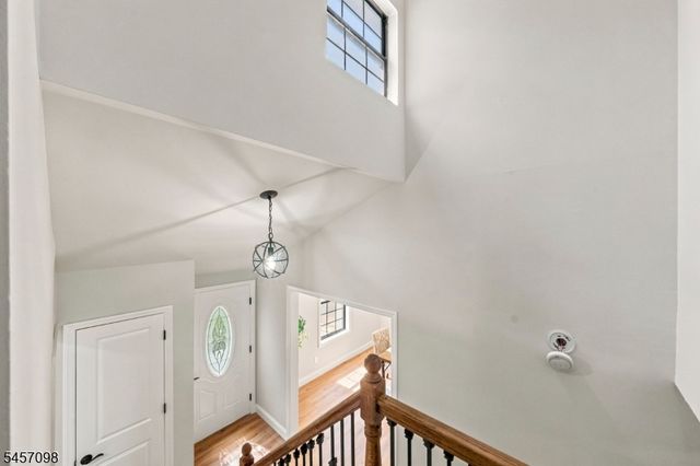 7 Mystic Cv, Howell Twp., NJ 07728
