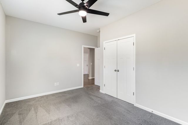 303 Wyburn Pl, Burns, TN 37029