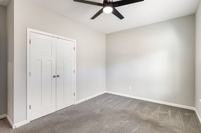 303 Wyburn Pl, Burns, TN 37029