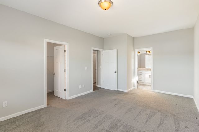 303 Wyburn Pl, Burns, TN 37029