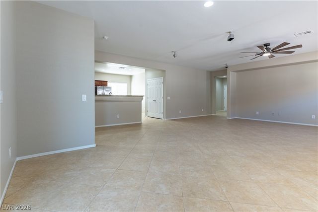 6812 Royal Poinciana Court, Las Vegas, NV 89131