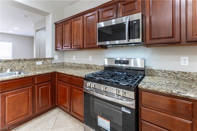 6812 Royal Poinciana Court, Las Vegas, NV 89131