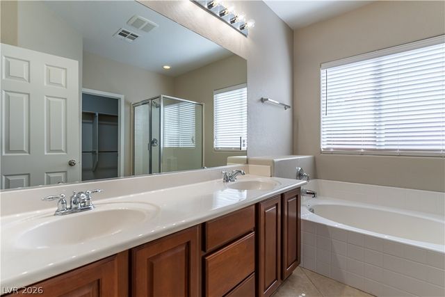 6812 Royal Poinciana Court, Las Vegas, NV 89131