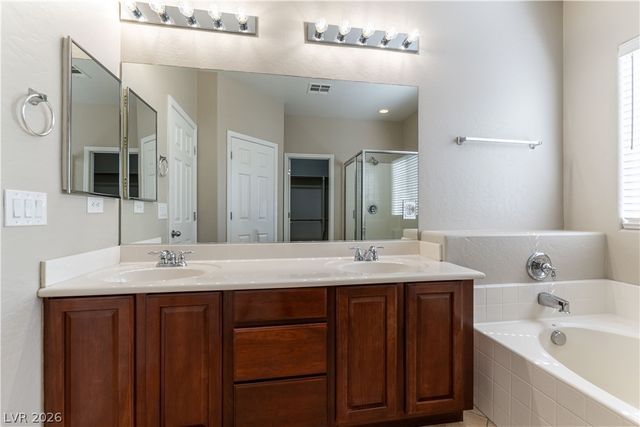 6812 Royal Poinciana Court, Las Vegas, NV 89131