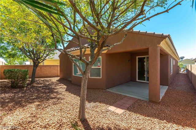 6812 Royal Poinciana Court, Las Vegas, NV 89131