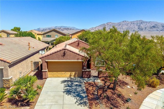 6812 Royal Poinciana Court, Las Vegas, NV 89131