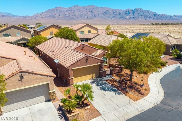 6812 Royal Poinciana Court, Las Vegas, NV 89131