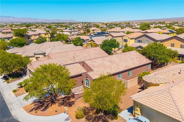 6812 Royal Poinciana Court, Las Vegas, NV 89131