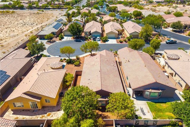 6812 Royal Poinciana Court, Las Vegas, NV 89131