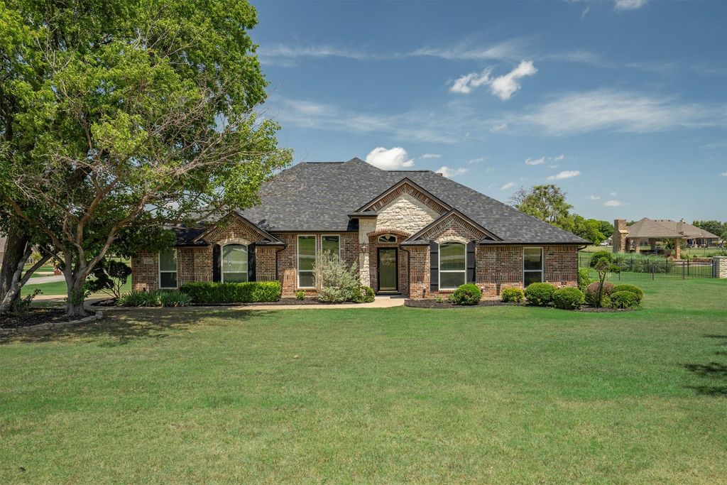 11448 Brook Green Lane, Haslet, TX 76052